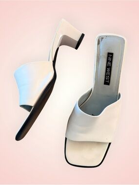 Nine West White Leather Square Open-Toe Mules (A19) size 7
